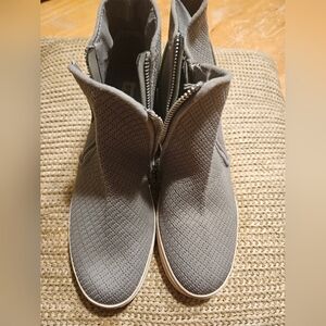 Steve Madden Shoes size 10